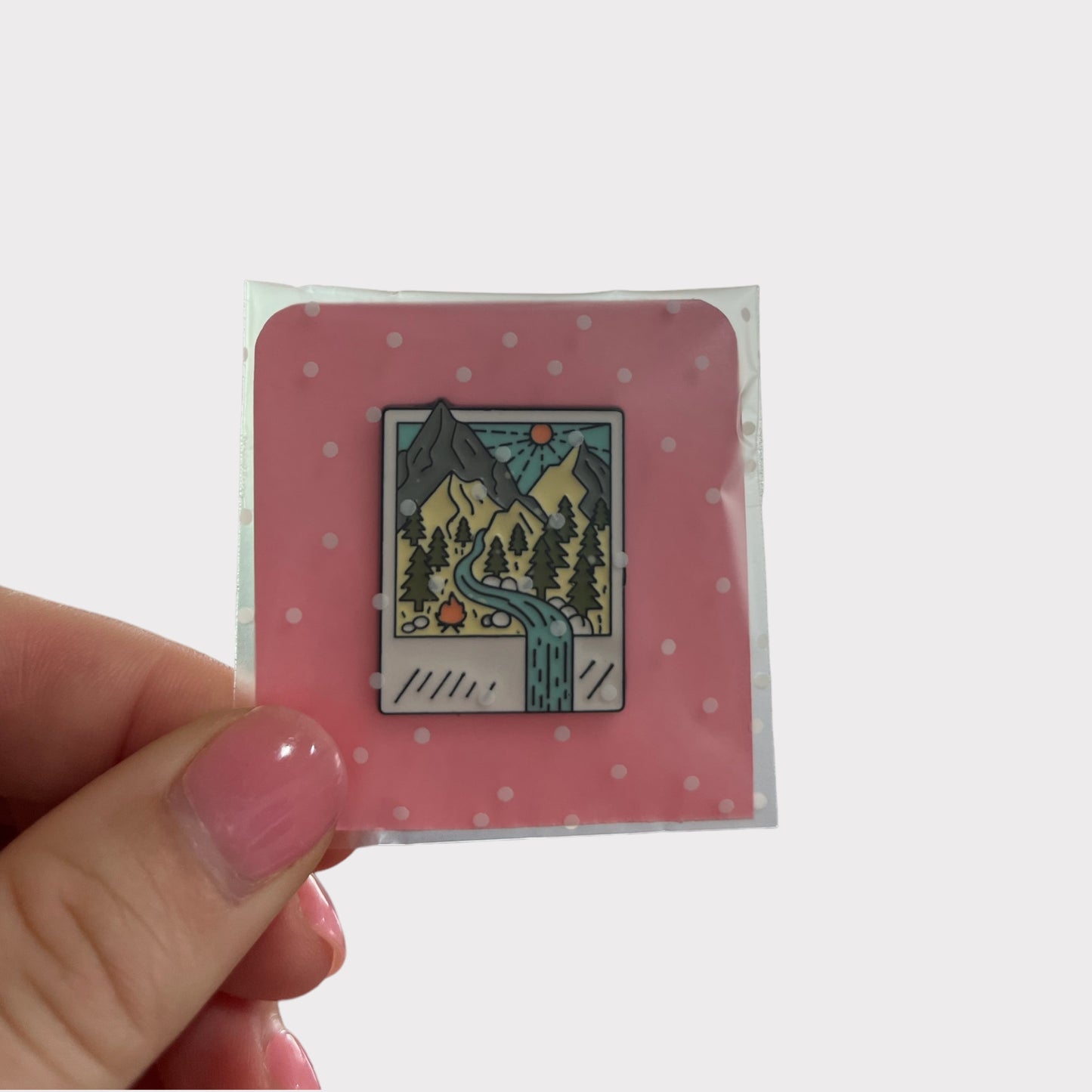 Polaroid Travel Pin