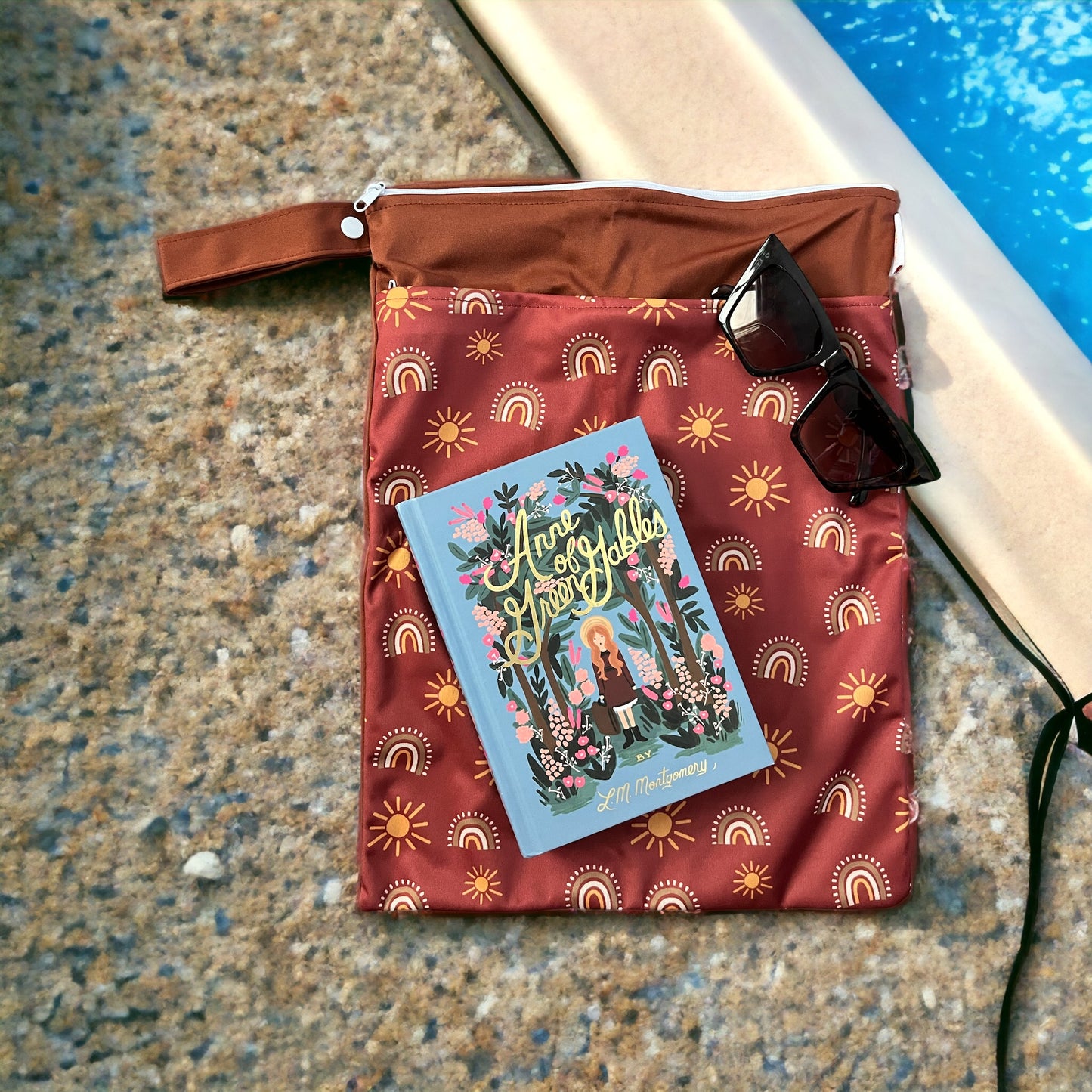 Book Parcel Bag: Skye (waterproof)